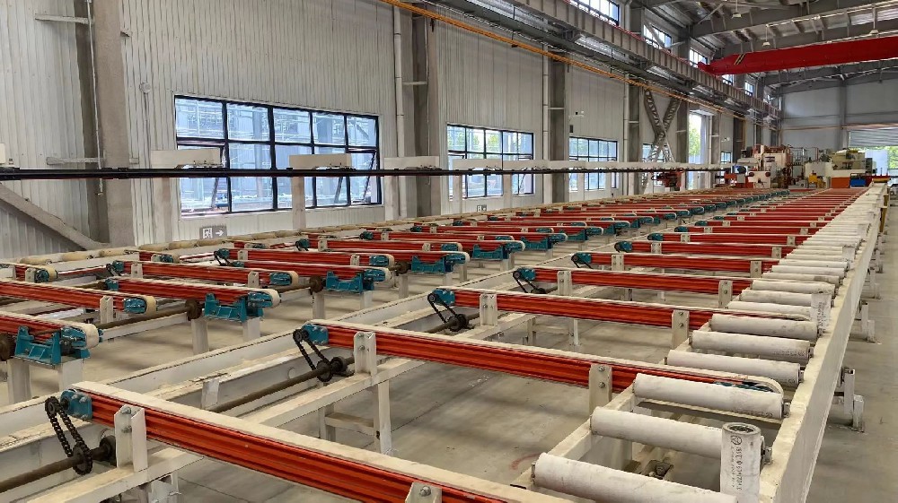 戰(zhàn)略動(dòng)態(tài) I 擠壓生產(chǎn)線正式投產(chǎn)！海驪輕量化制造再添新“引擎”